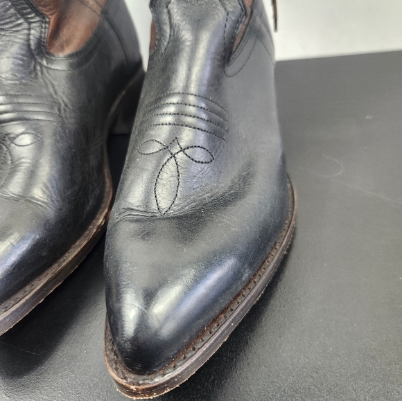 Frye Billy Cross Stitch Short Cowboy Western Heeled Booties Black/Brown 7 1/2 B - Picture 5 of 16